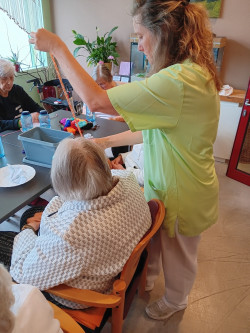 fachklinikenradeburglavendelsaeckchenbasteln2